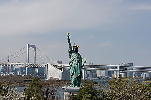 日本东京仿制自由女神塑像