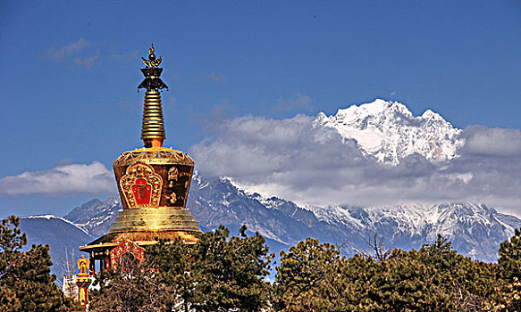 丽江与雪山