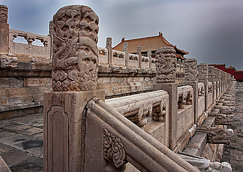 故宫,太和殿,汉白玉台基,汉白玉栏板,云龙纹望柱,云凤纹望柱,螭首,龙