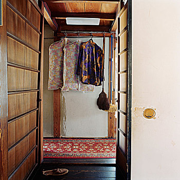 衣服,扫帚,悬挂,走廊,红色,图案,地毯,日本