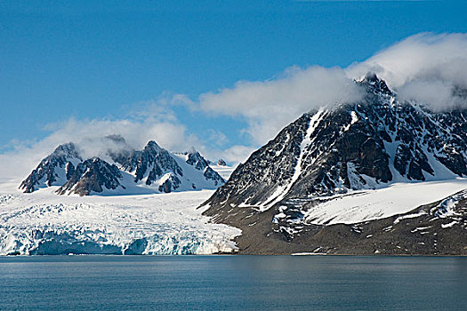 挪威,斯瓦尔巴群岛,斯匹次卑尔根岛,崎岖,景色,风景,冰冻,蓝色,巨大,冰河,太阳,云