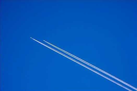 两个,飞机,远处,蓝天
