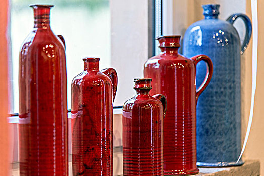 红色,蓝色,陶瓷,瓶子,窗台