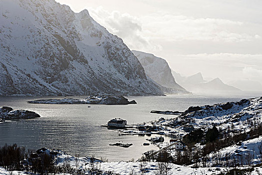 积雪,山,峡湾,靠近,罗浮敦群岛,挪威
