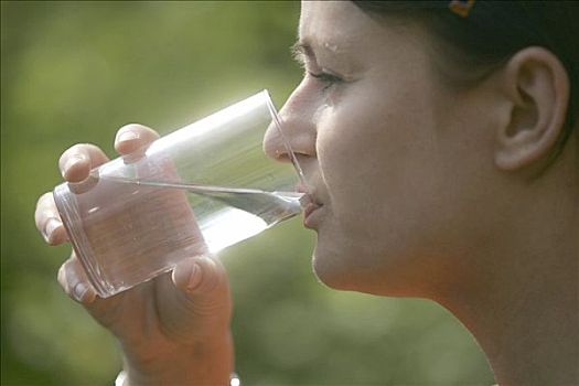 海德尔堡,2005年,饮料,水