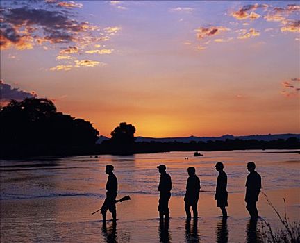 赞比亚,南卢安瓜国家公园,河,日落