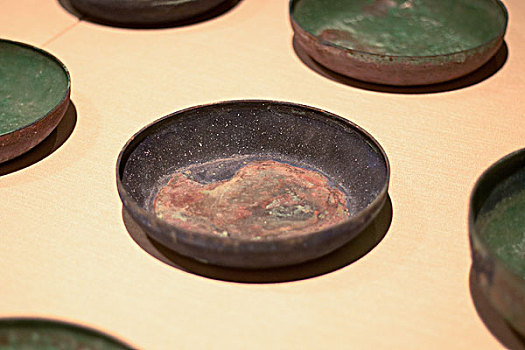 古代青铜器锈色标本