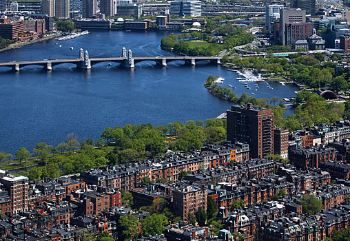 鸟瞰美国马萨诸塞州的首府和最大城市波士顿