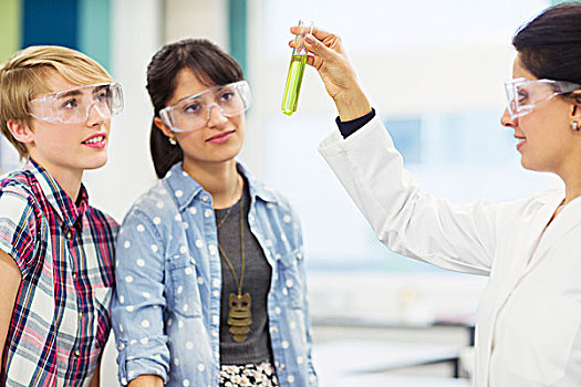 学生,教师,工作,化学,实验室,拿着,试管,绿色,液体