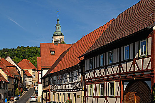 老,半木结构房屋,远眺,教堂,14世纪,巴伐利亚,德国,欧洲