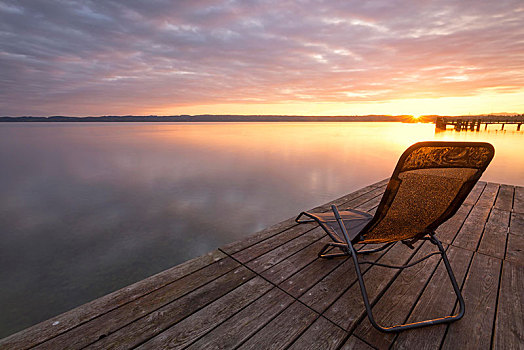 折叠躺椅,码头,早晨,施塔恩贝格湖,靠近,巴伐利亚,德国,欧洲