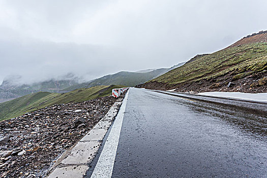 新疆天山公路