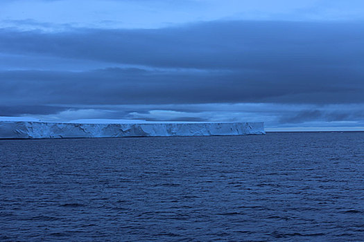 南极--大海与天空