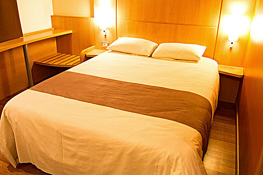 欧洲的酒店的床