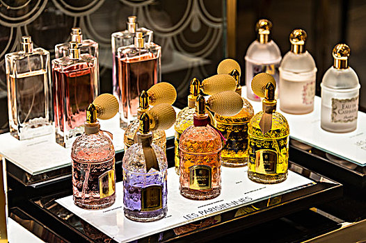 香水,瓶子,展示,出售,老佛爷百货,巴黎,法兰西岛,法国,欧洲