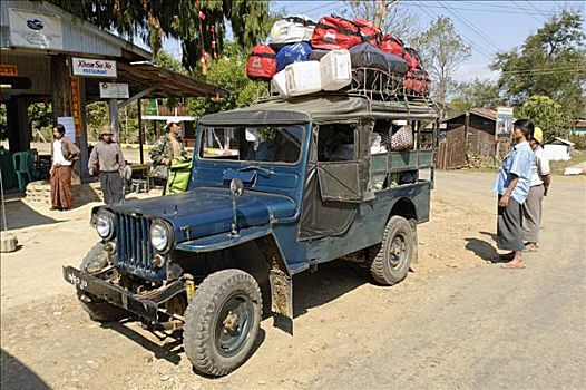 老,吉普车,满,行李,克钦邦,缅甸