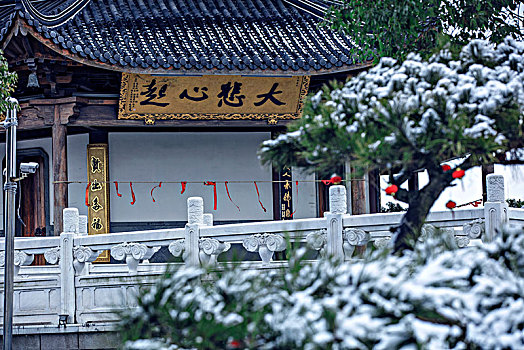 雪景寺庙