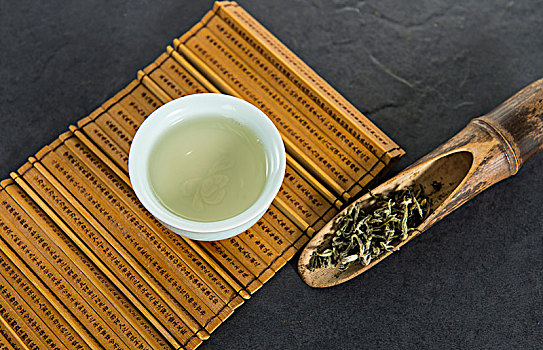 茶水,茶杯,绿茶,碧螺春,喝茶