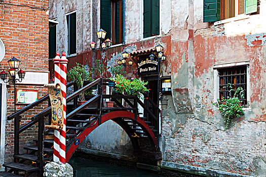 欧洲,意大利,威尼斯,背影,运河,餐馆,小船,码头