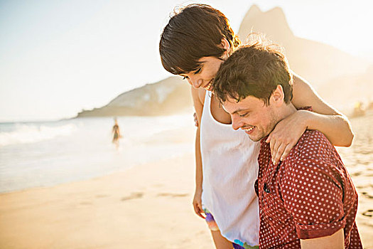 年轻,情侣,享受,日落,伊帕内玛海滩,巴西