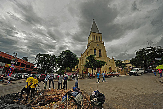 haiti,port,au,prince,sewage,workers,on,place,st,pierre