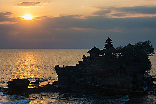 海神庙,庙宇,日落,巴厘岛,印度尼西亚,亚洲