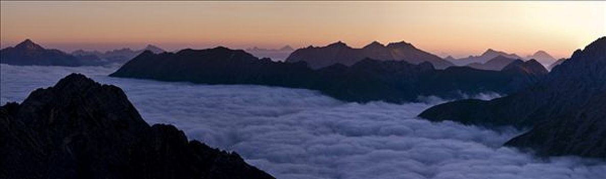 山脉全景,日出,海洋,雾,提洛尔,奥地利,欧洲