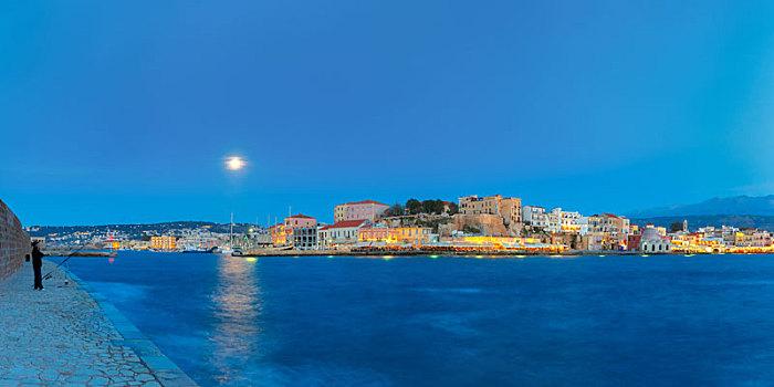 全景,夜晚,威尼斯人,码头,哈尼亚,克里特岛