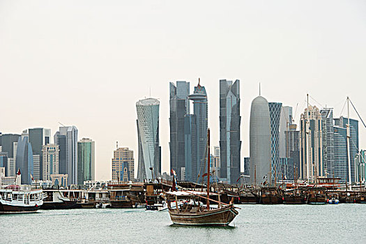 传统,阿拉伯,独桅三角帆船,船,滨海路,多哈,卡塔尔