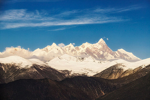 南迦巴瓦雪山