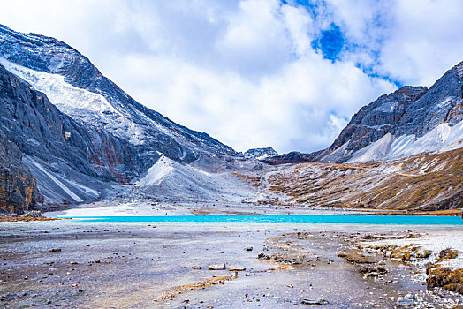 风景,风光,稻城亚丁,川西秋色,稻城,亚丁,稻城亚丁风景,秋天,蓝天,白云,蓝天白云,川西,秋色,风光摄影,风景摄影,高原,雪山,旅游,旅拍,旅行,湖泊,倒影,自然,自然风光,摄影,原创,晓憩枫林,摄