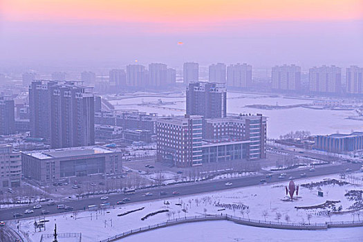 黑龙江大庆市--俯瞰雪后油城晨光