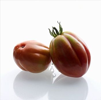 两个,西红柿