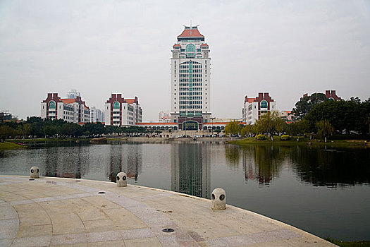 福建厦门大学