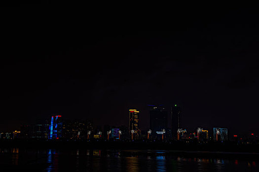 烟花,建筑群,河流,夜景,水,灯,节日