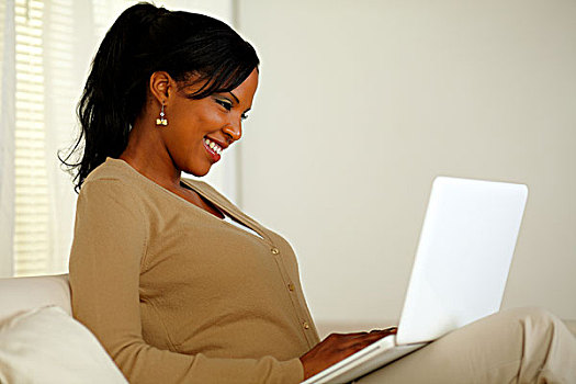 微笑,女人,浏览,互联网,笔记本电脑