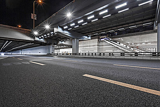 地下通道modernhighwaytunnelunderpass