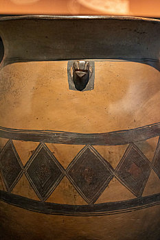 秘鲁印加博物馆藏印加帝国陶大型玉米酒厄普壶