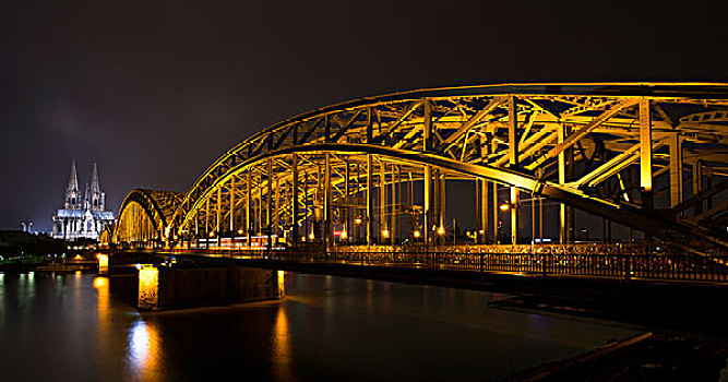 霍恩佐伦大桥,光亮,夜晚,科隆大教堂,后面,科隆,北莱茵威斯特伐利亚,德国,欧洲
