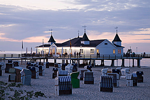 码头,黃昏,阿尔贝克海滨,海边,胜地,乌瑟多姆岛,波罗的海,梅克伦堡前波莫瑞州,德国,欧洲