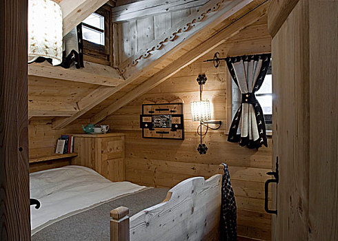 卧室,屋顶,木屋