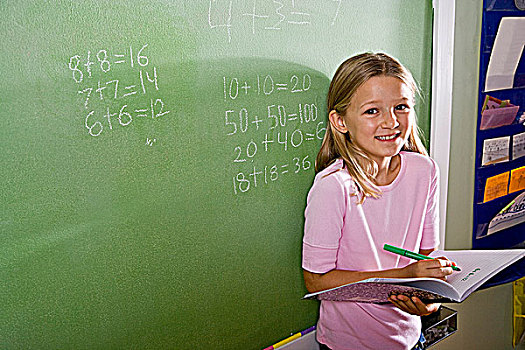 高兴,女孩,数学,黑板,班级