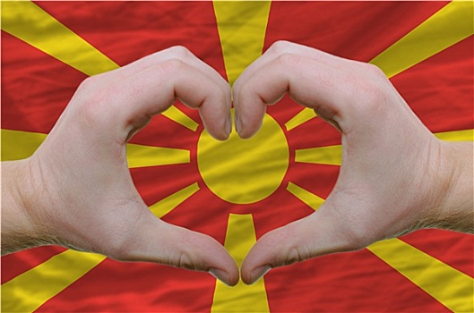 心形,喜爱,手势,展示,上方,旗帜,马其顿