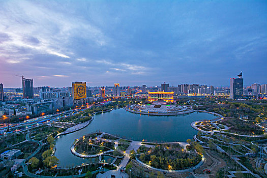 乌鲁木齐南湖广场夜景