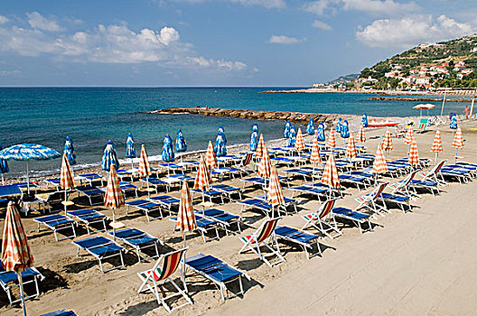 平台,椅子,海滩,波尔图,因佩里亚,里维埃拉,利古里亚,意大利,欧洲