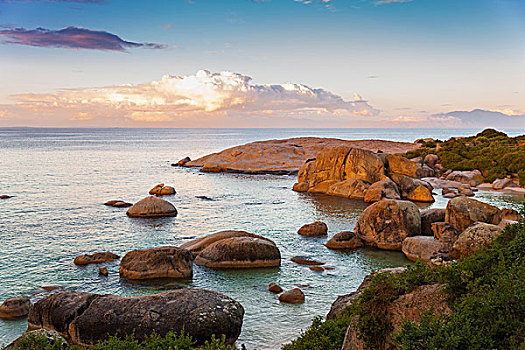 岩石海岸,福尔斯湾,漂石,海滩,城镇,西海角,南非,非洲
