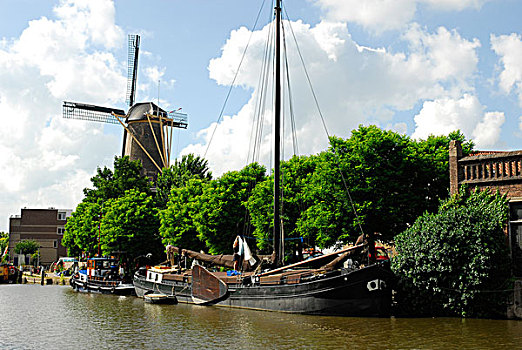 风车,传统,航行,船,港口,豪达城,荷兰南部,荷兰,欧洲
