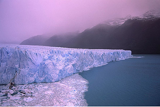 莫雷诺冰川,洛斯格拉希亚雷斯国家公园,巴塔哥尼亚,阿根廷