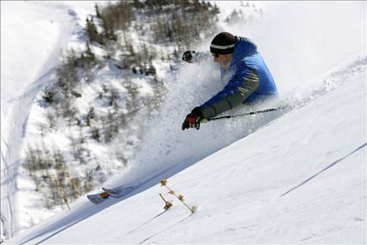 法国,上阿尔卑斯省,滑雪者,粉状雪