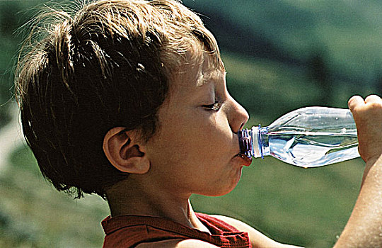 男孩,饮用水,瓶子